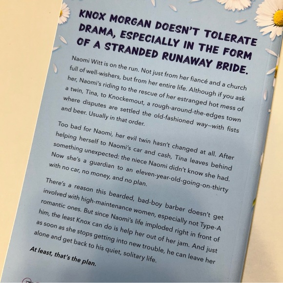 THINGS WE NEVER GOT OVER by Lucy Score 📚 Brand New Paperback Book - Picture 4 of 9